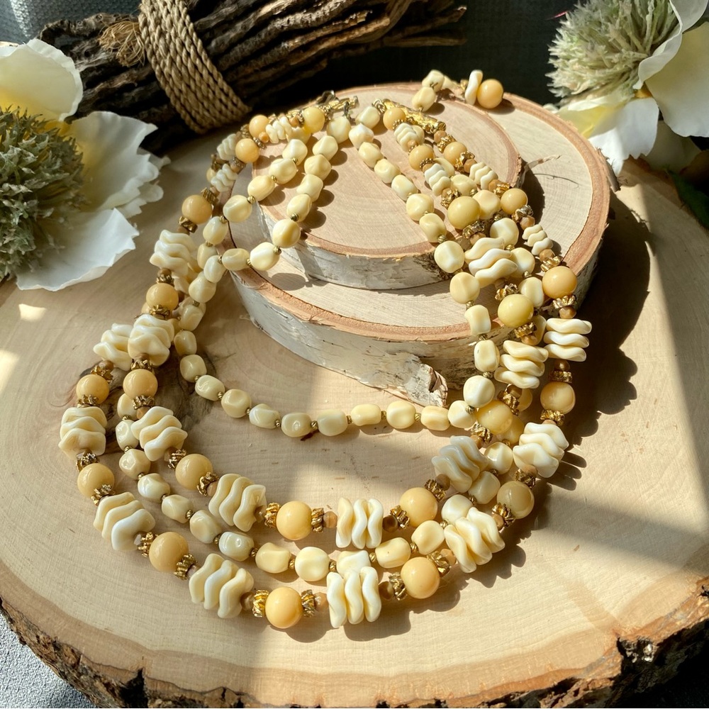 Vintage- Hattie Carnegie- Earth Tone, Art Glass Hand Beaded Necklace